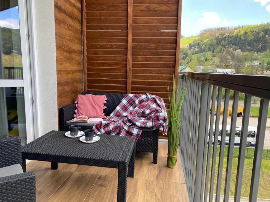Bieszczady Apartament "Cicha Woda" Apartment อุสชิกีดอลเน ภายนอก รูปภาพ